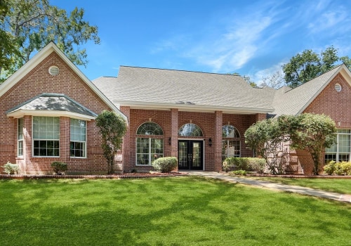 Homes with Water Views: Your Guide to Huntsville Texas Real Estate